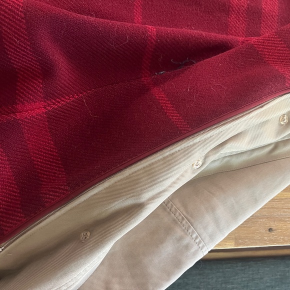 Authentic Burberry trench coat - Picture 5 of 13